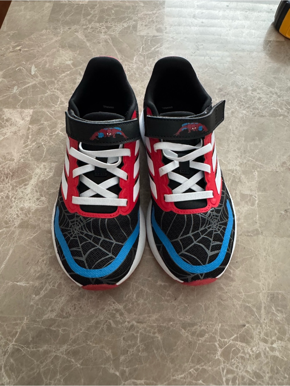 ADIDAS MARVEL SPIDER-MAN RUNFALCON SHOES KIDS 13K - Picture 4 of 12